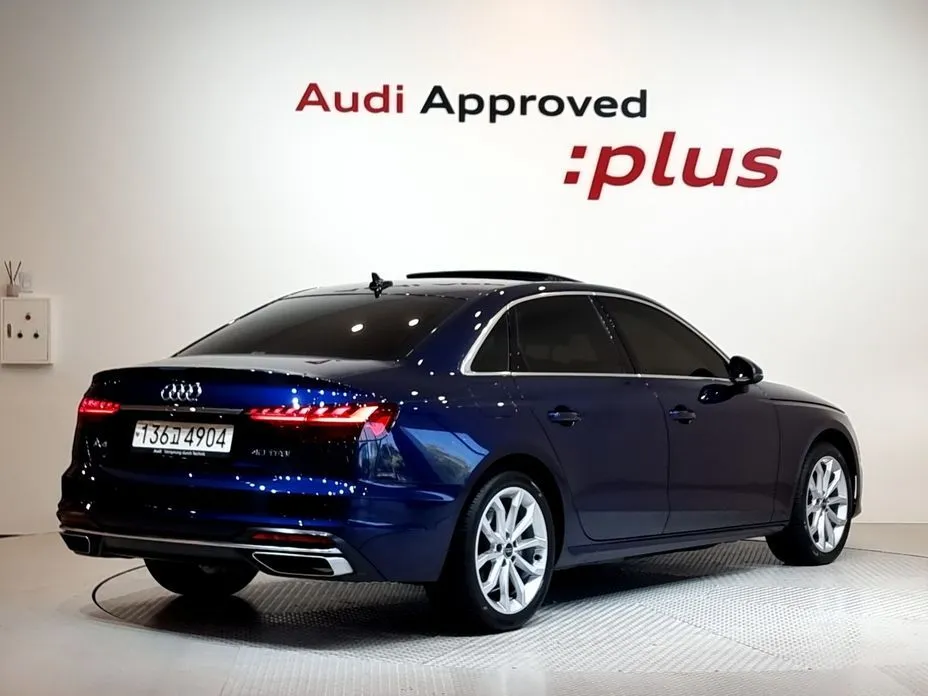 Audi A4 — фото 2