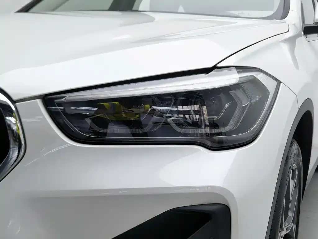 BMW X1 — фото 2