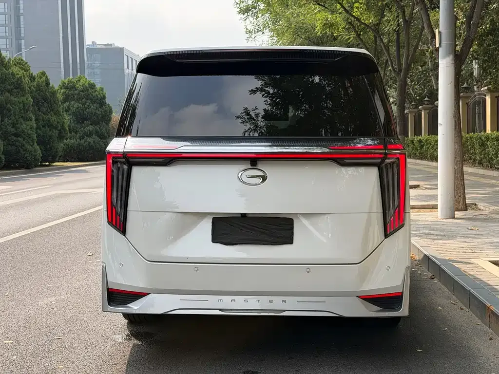 GAC Motor Trumpchi M8 — фото 7
