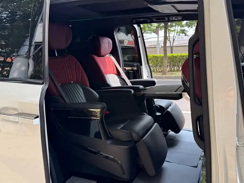 GAC Motor Trumpchi M8 — фото 3