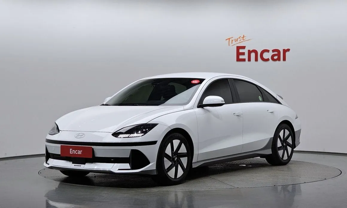 Hyundai Ioniq6 — фото 1