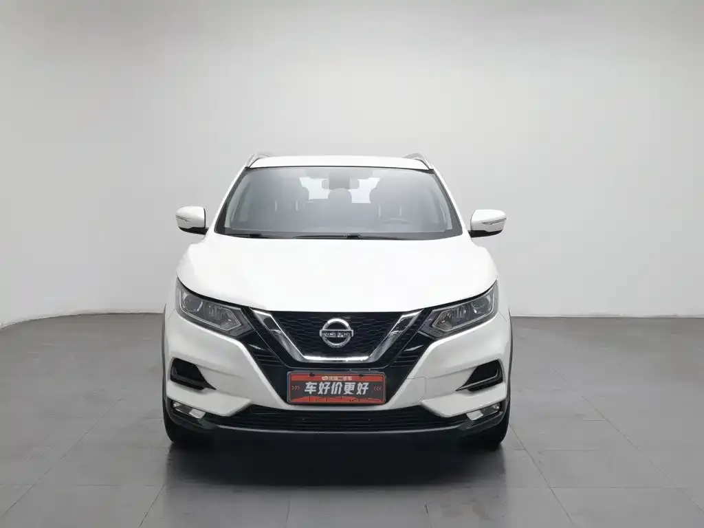 Nissan Qashqai — фото 7