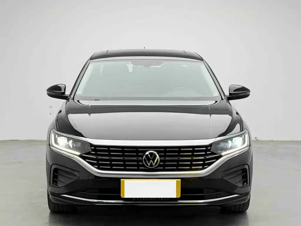 Volkswagen Passat — фото 5