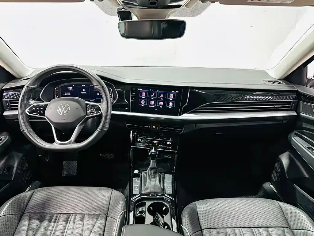 Volkswagen Passat — фото 8