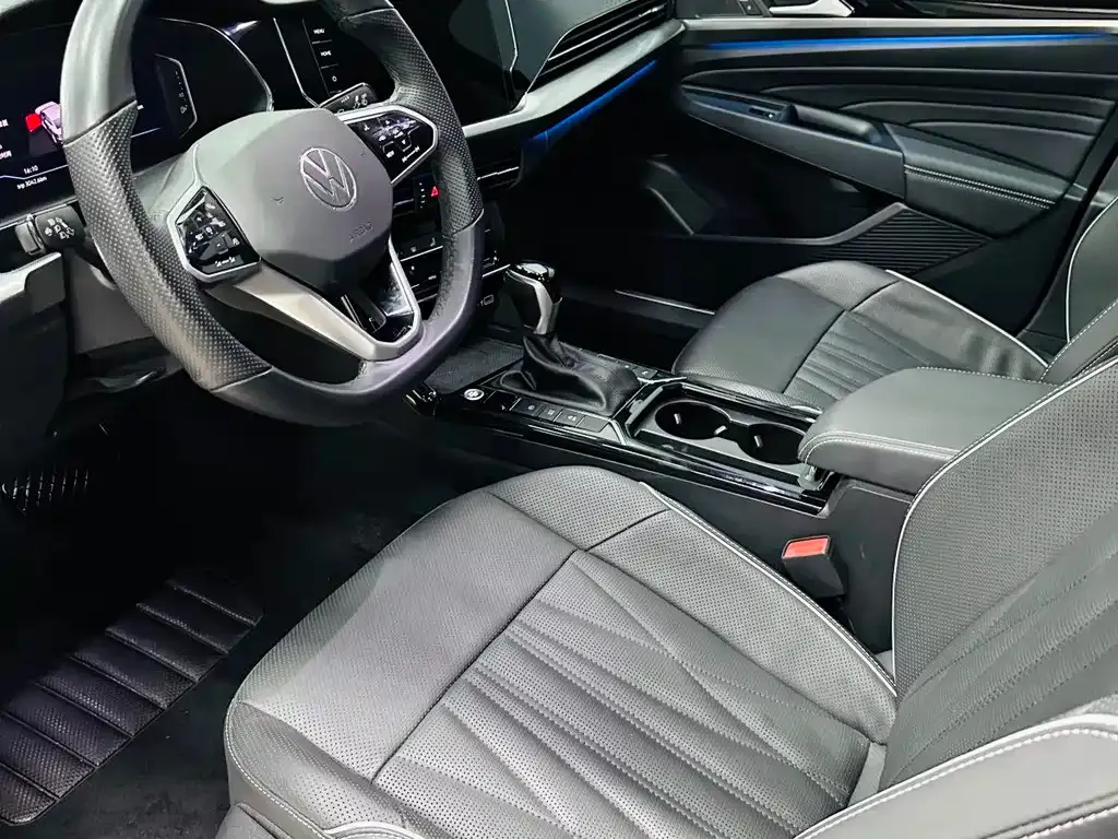Volkswagen Passat — фото 3