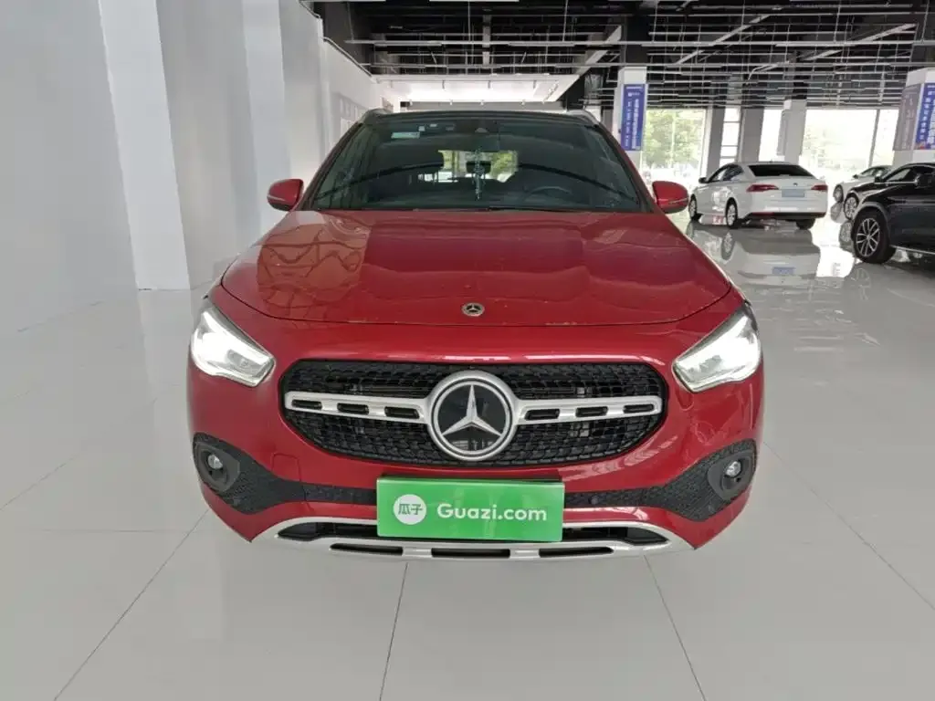 Mercedes-Benz GLA — фото 8