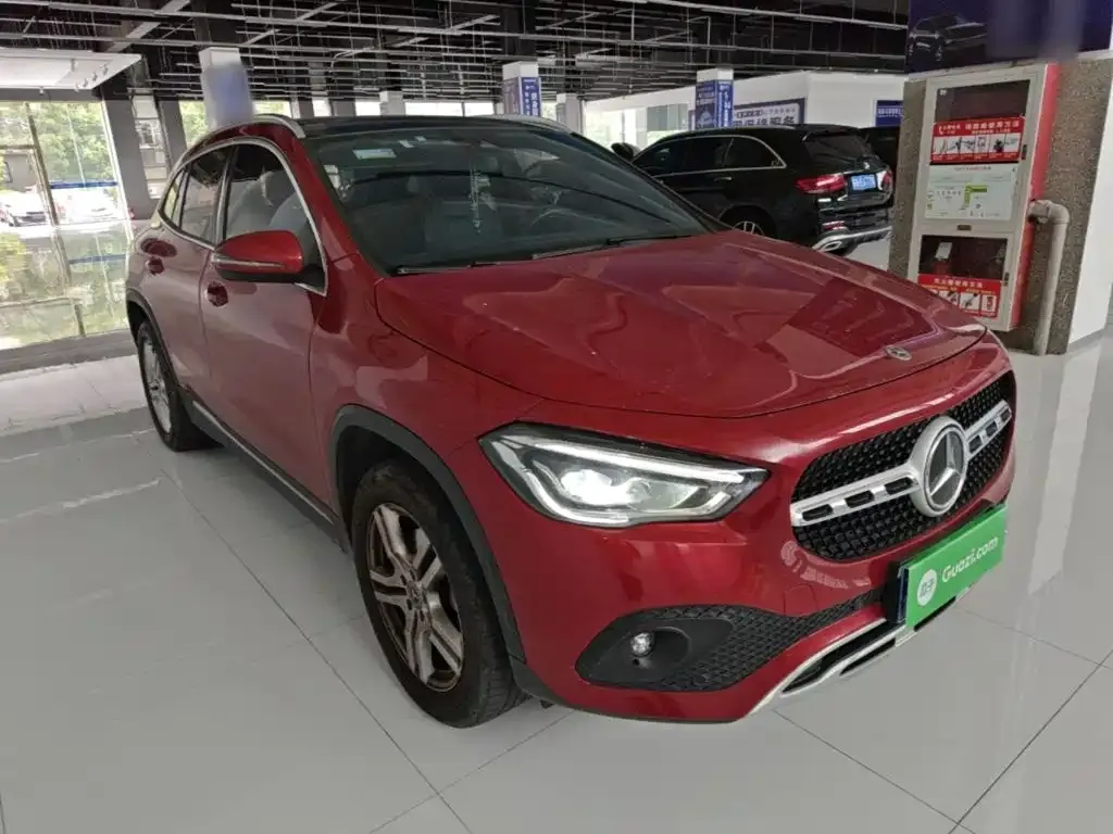 Mercedes-Benz GLA — фото 10