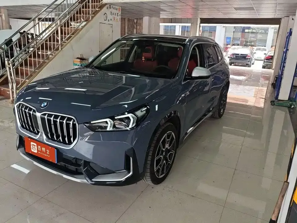 BMW X1 — фото 1