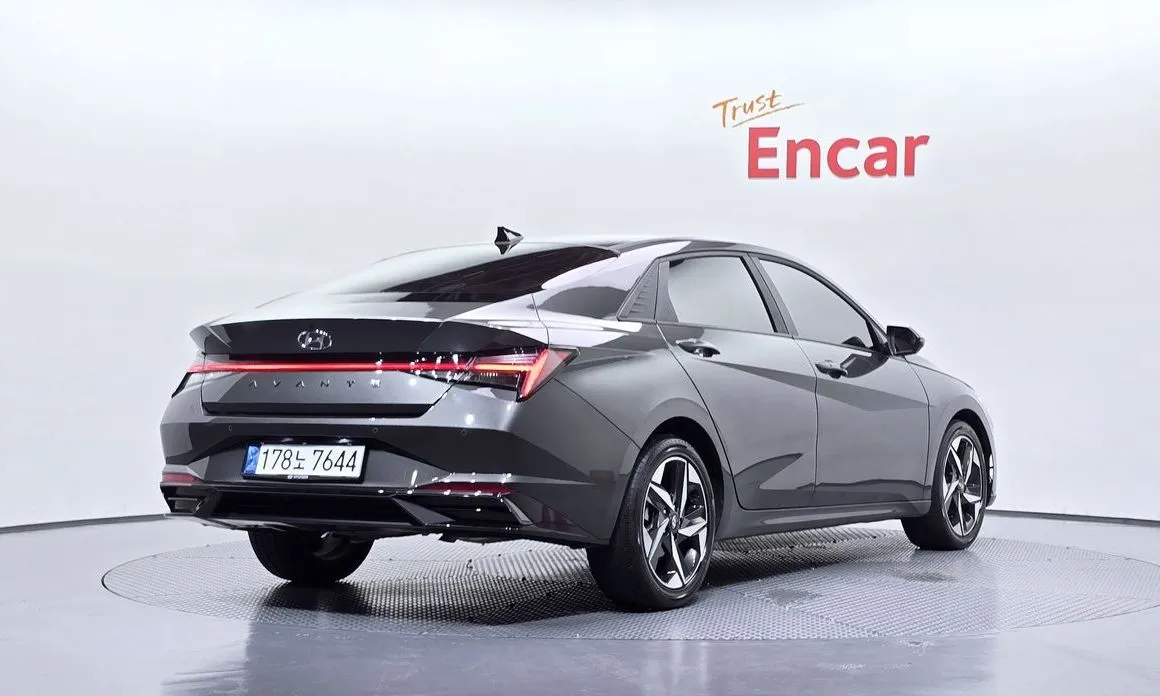 Hyundai AVANTE — фото 5