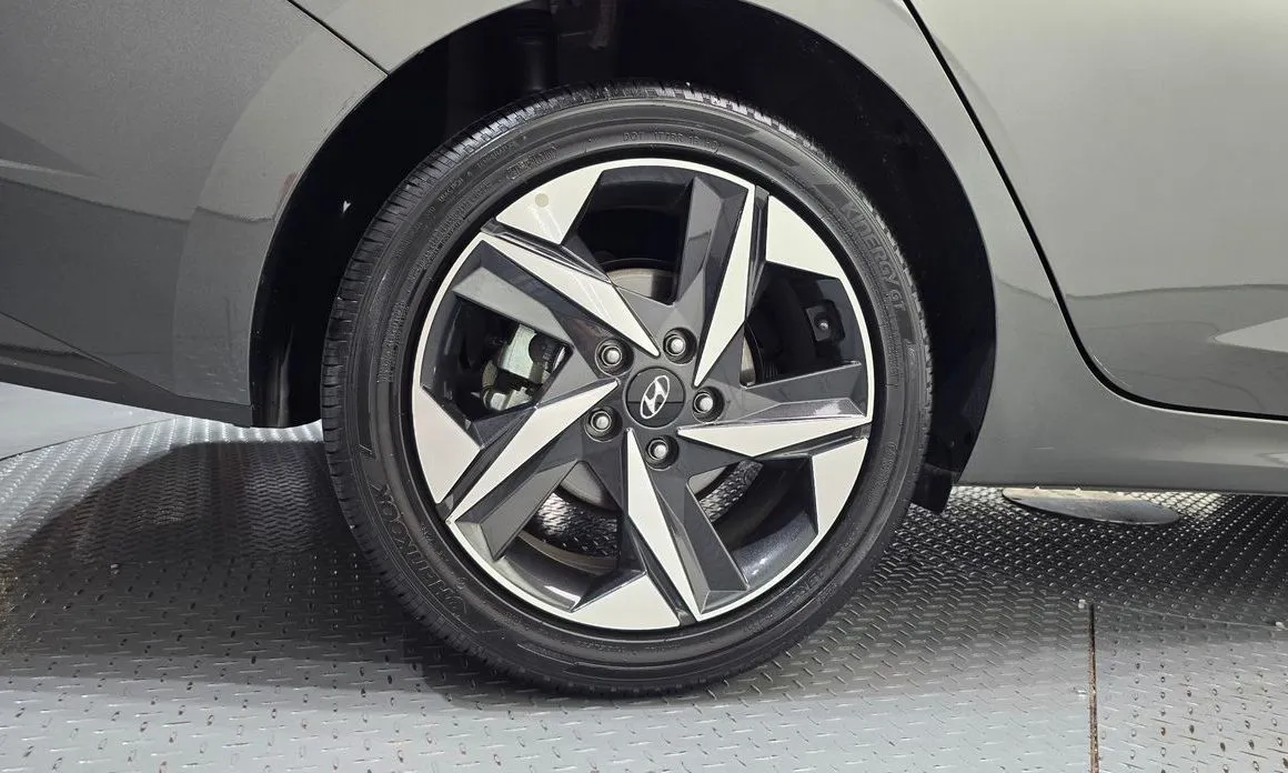 Hyundai AVANTE — фото 2