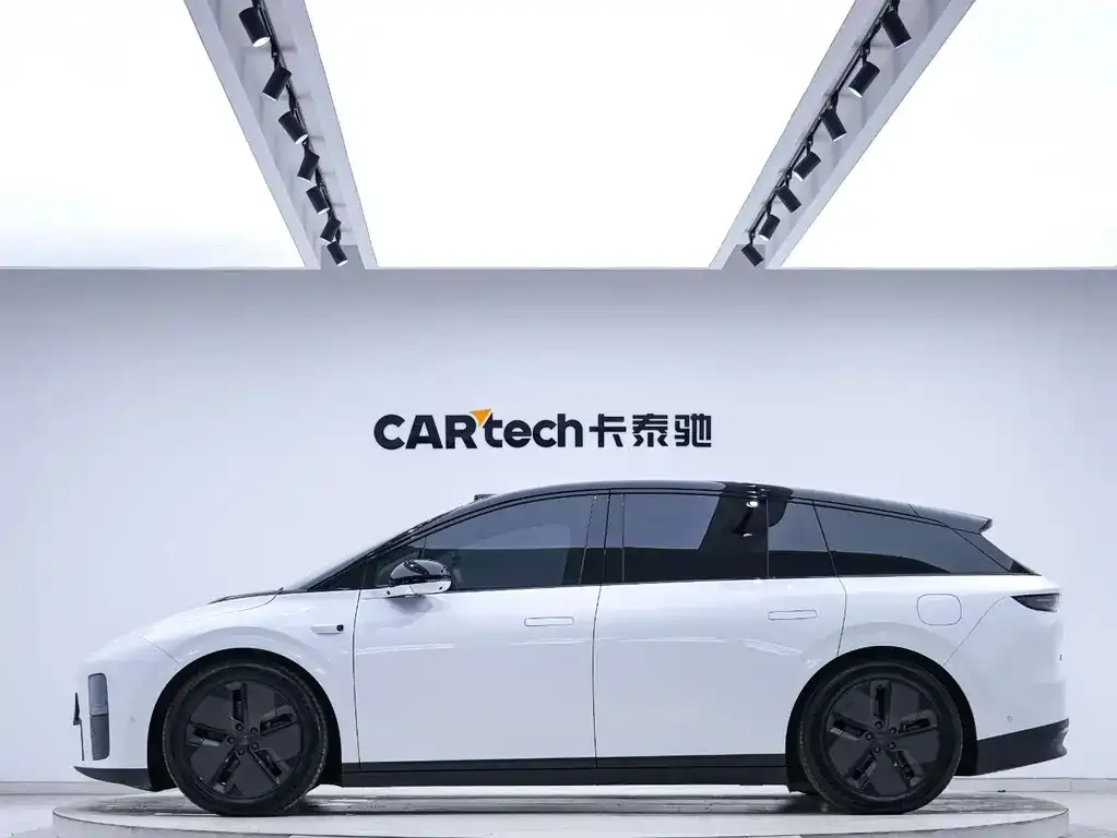 Li Auto Li i6 — фото 2