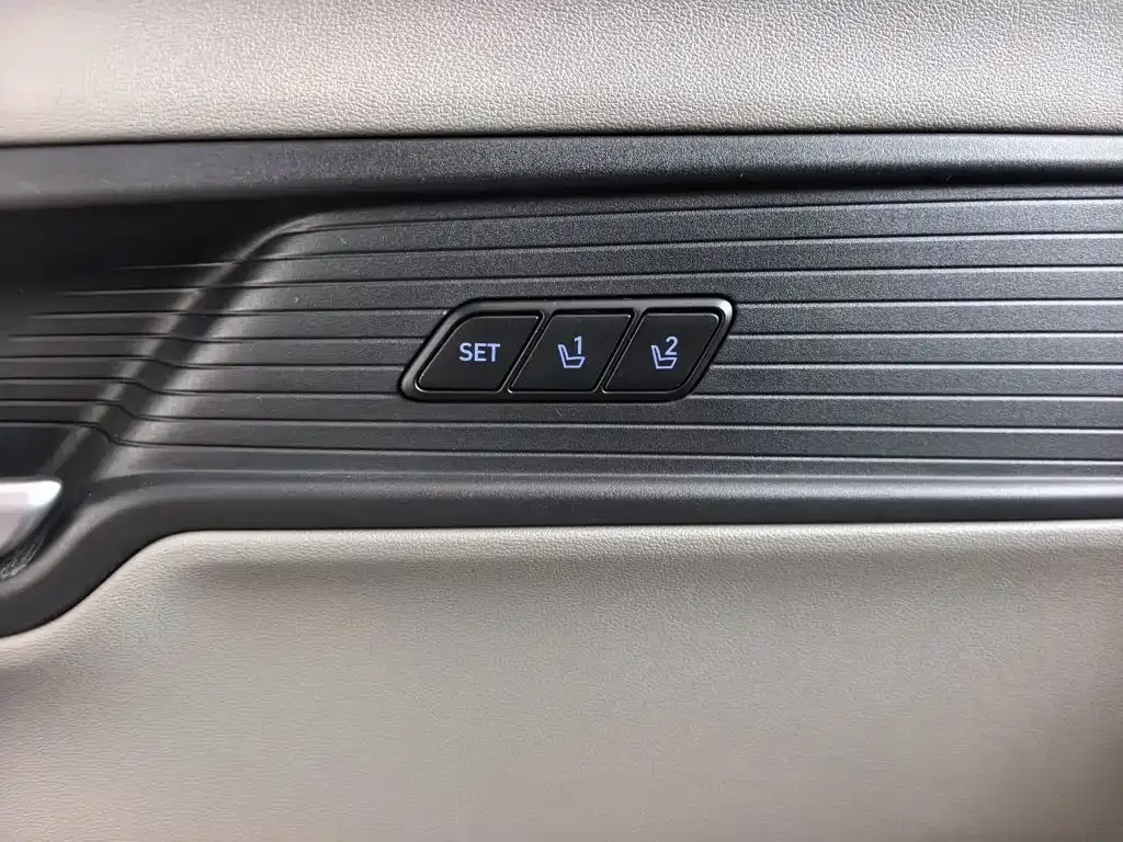 Hyundai Custo — фото 6