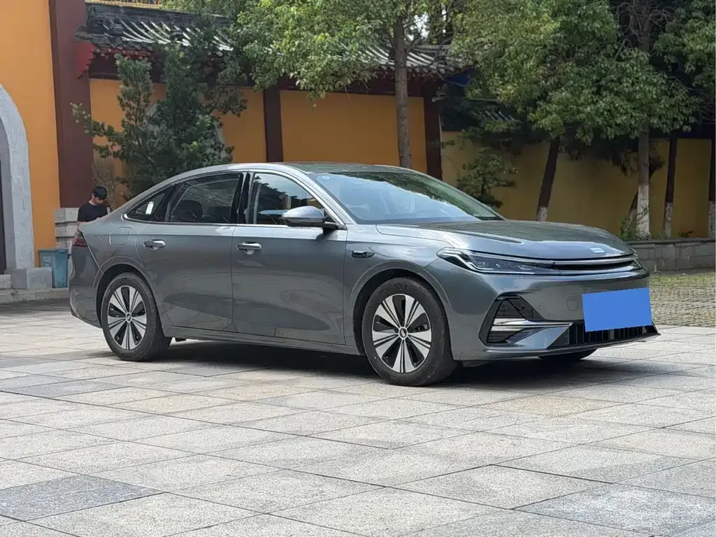 Geely Galaxy A7 EM — фото 3