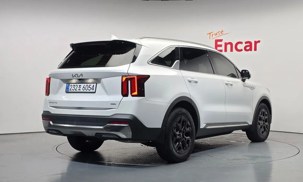 Kia Sorento — фото 3