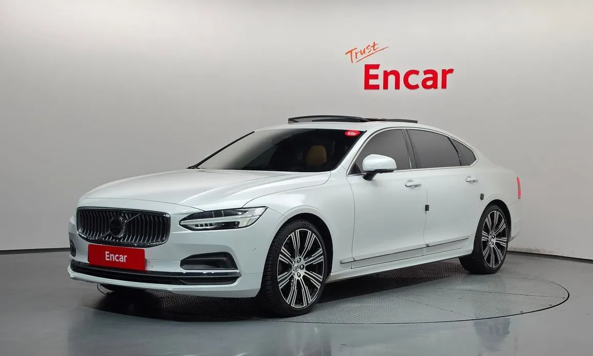 Volvo S90 — фото 1