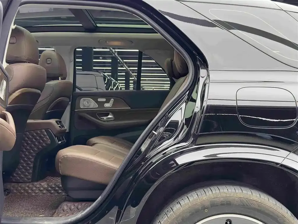 Mercedes-Benz GLE New Energy — фото 10