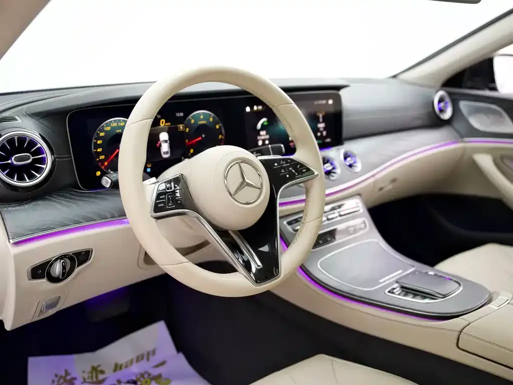 Mercedes-Benz CLS — фото 7