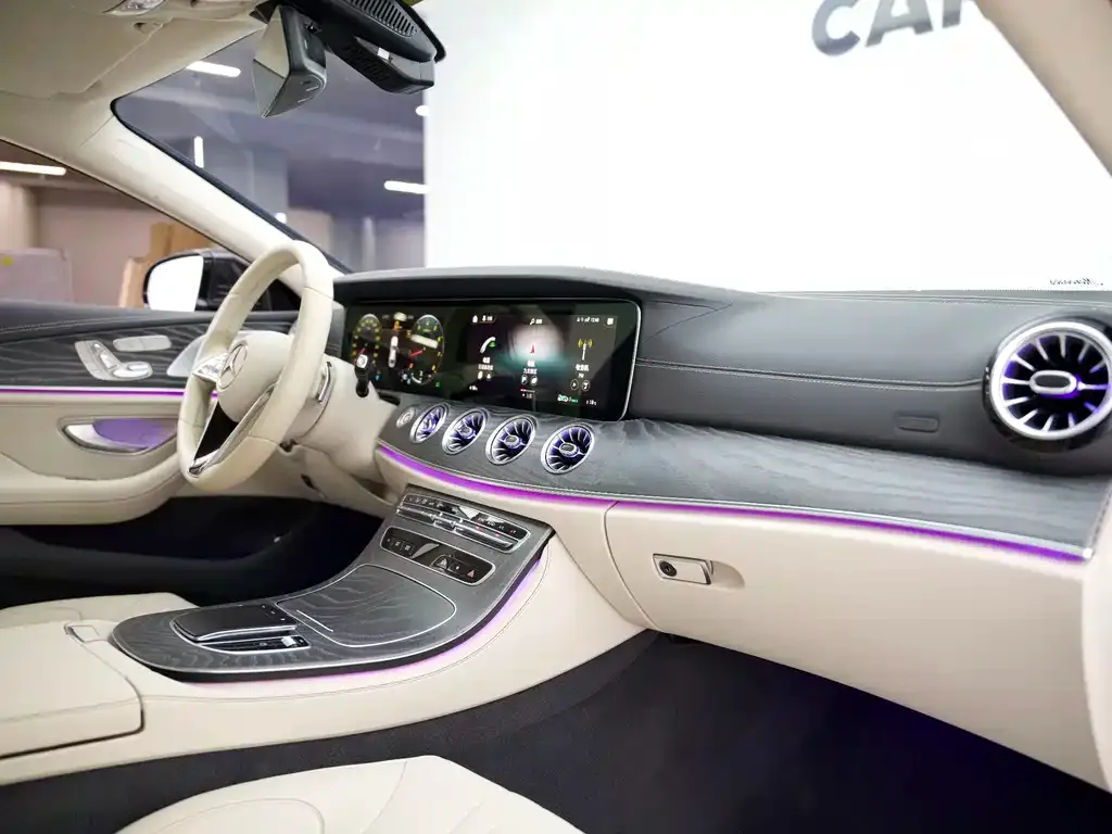 Mercedes-Benz CLS — фото 10
