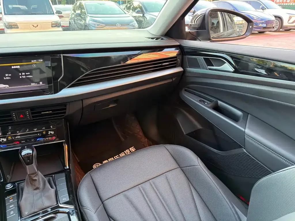 Volkswagen Passat — фото 5