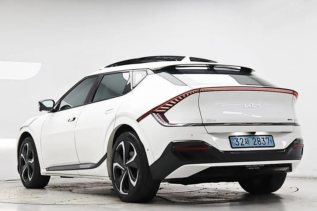Kia EV6 — фото 2