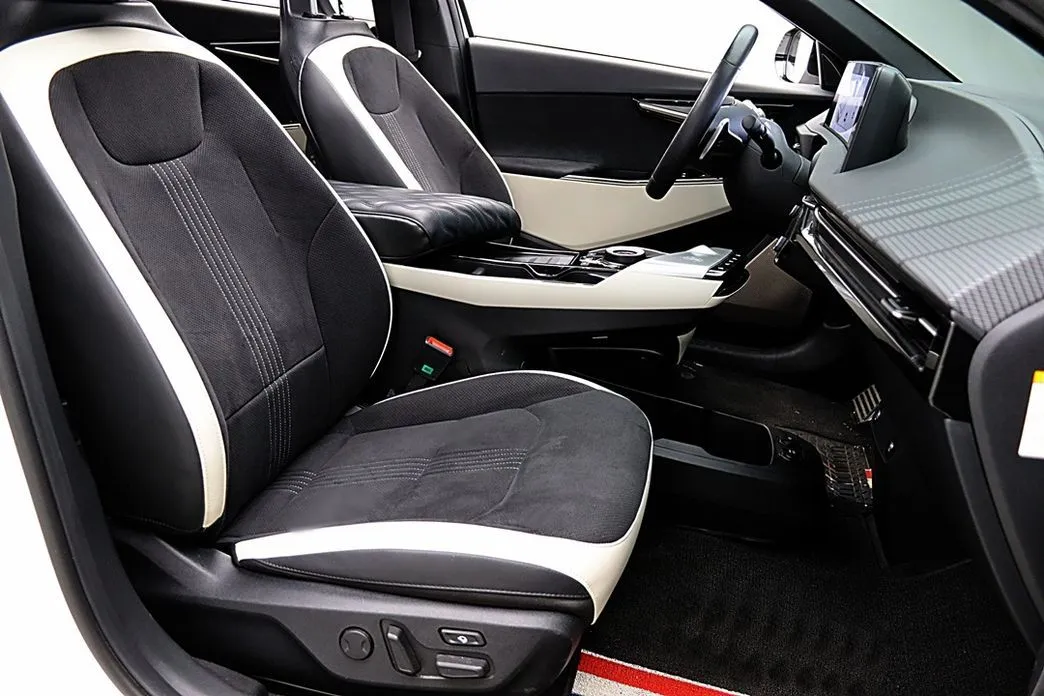 Kia EV6 — фото 10