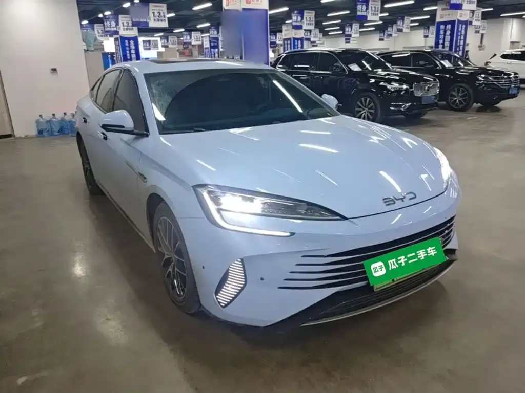BYD Seal — фото 2