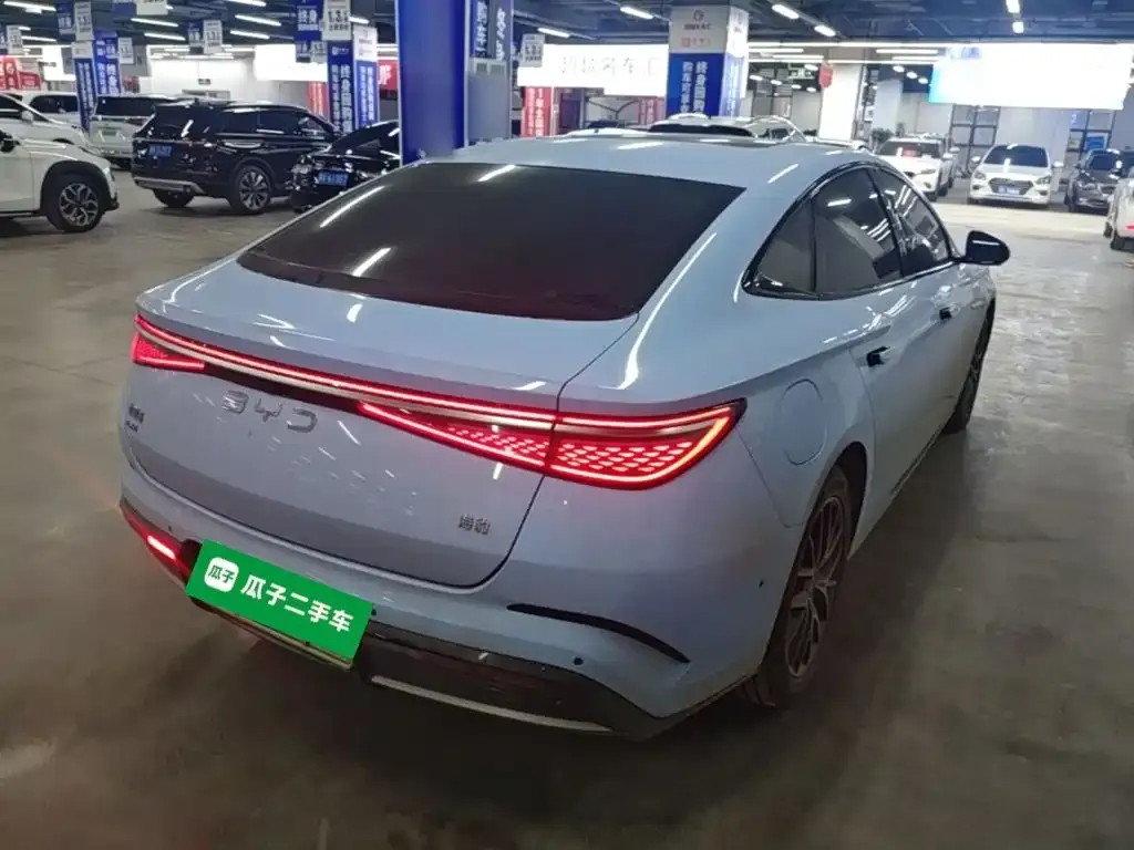 BYD Seal — фото 5