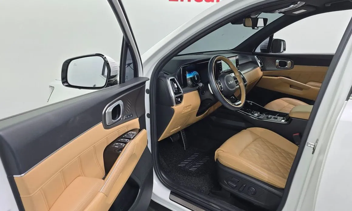 Kia Sorento — фото 8