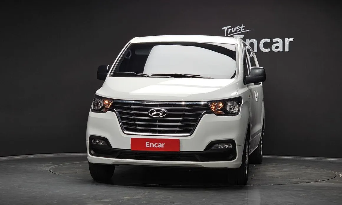 Hyundai Starex — фото 4