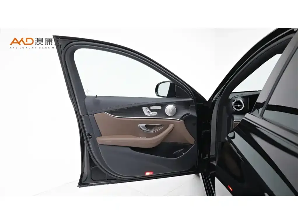 Mercedes-Benz E-Class (Import) — фото 10