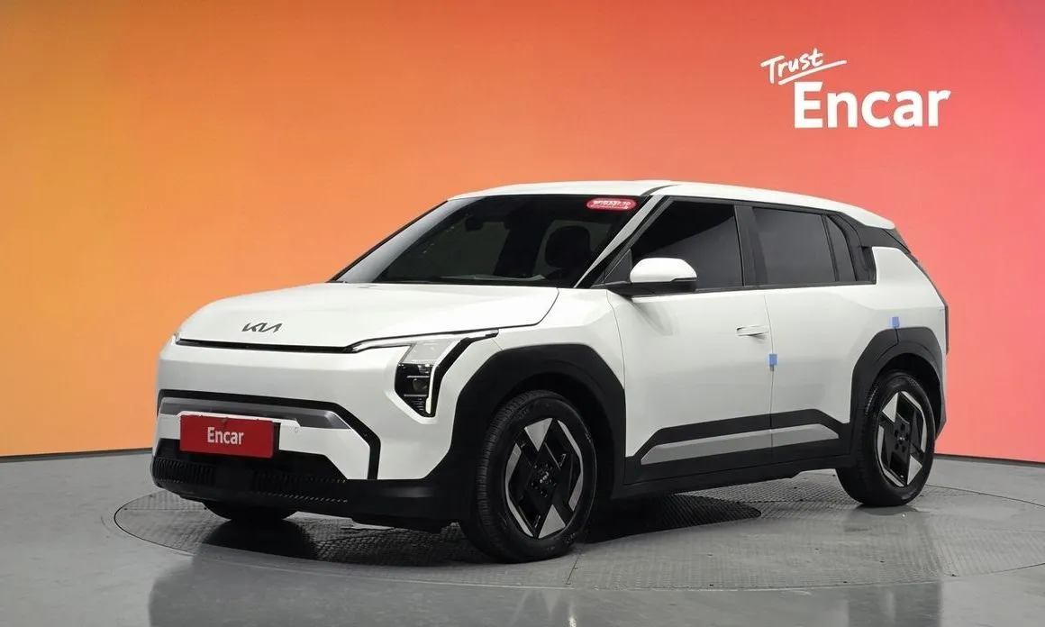 Kia EV3 — фото 1