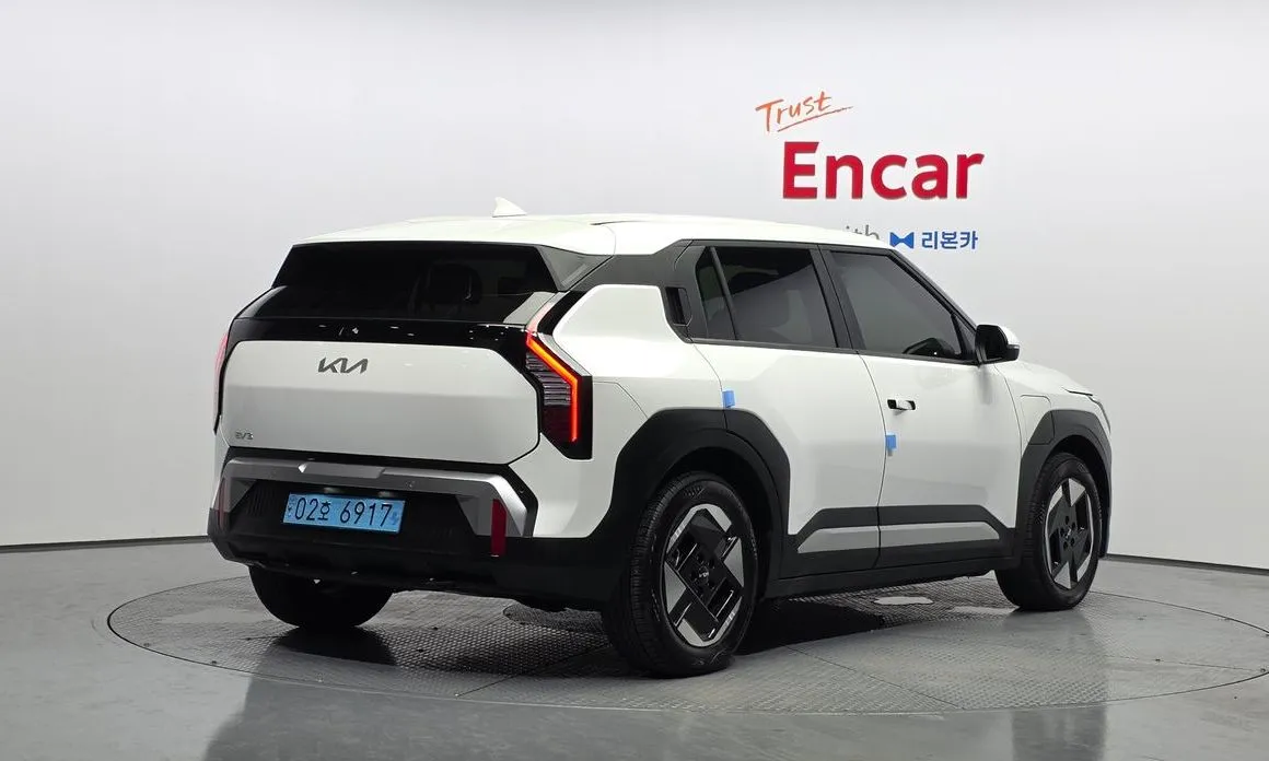 Kia EV3 — фото 5