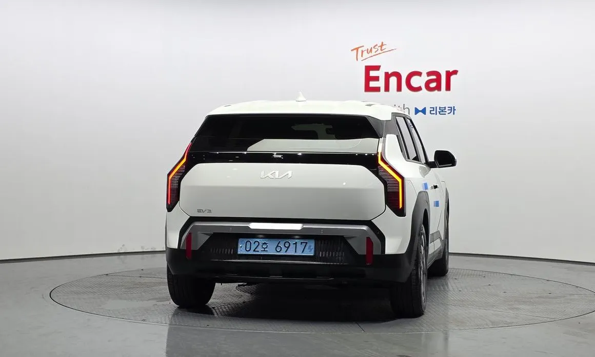Kia EV3 — фото 2