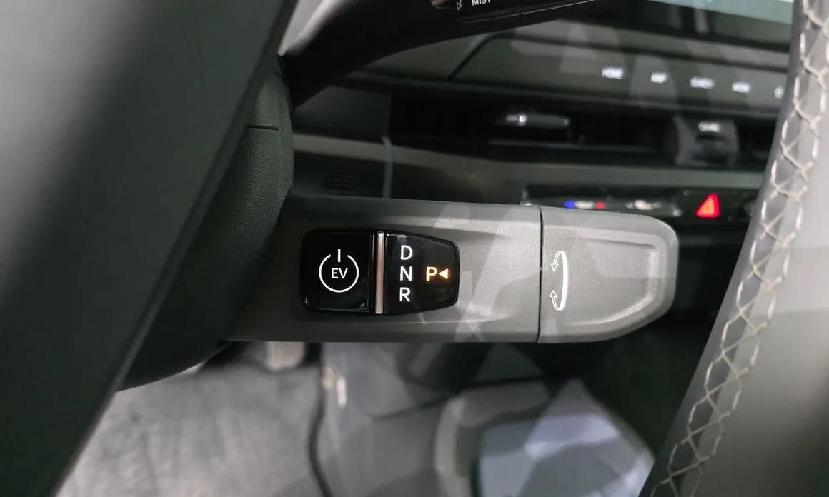 Kia EV3 — фото 6
