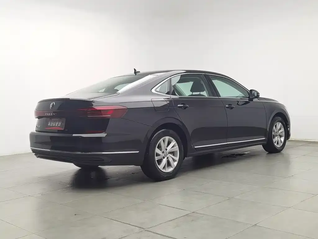 Volkswagen Passat — фото 3