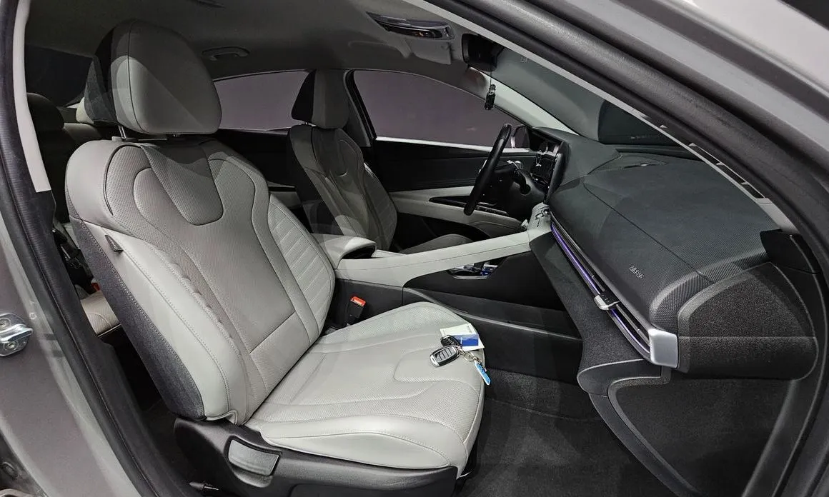 Hyundai AVANTE — фото 4
