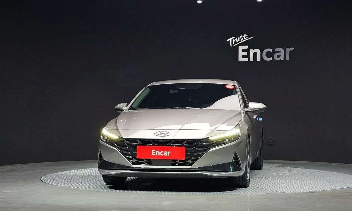 Hyundai AVANTE — фото 2