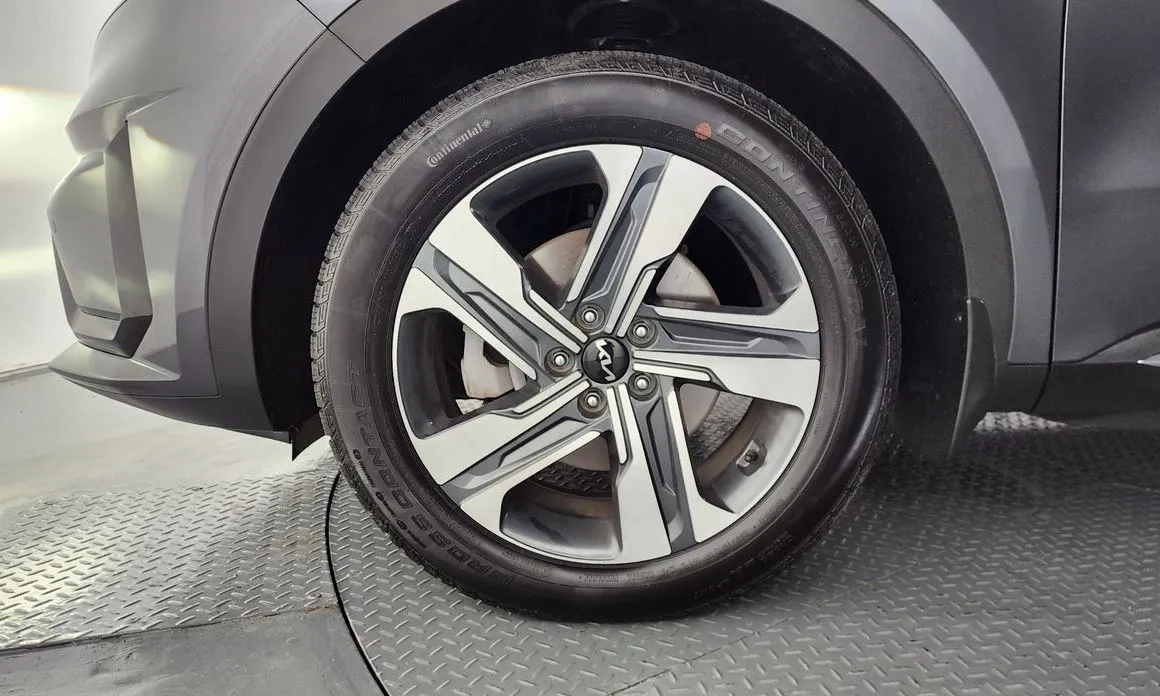Kia Sorento — фото 5