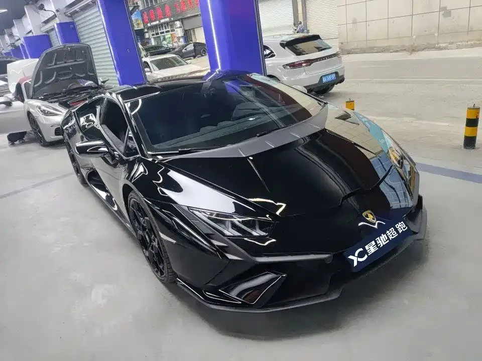 Lamborghini Huracan — фото 2