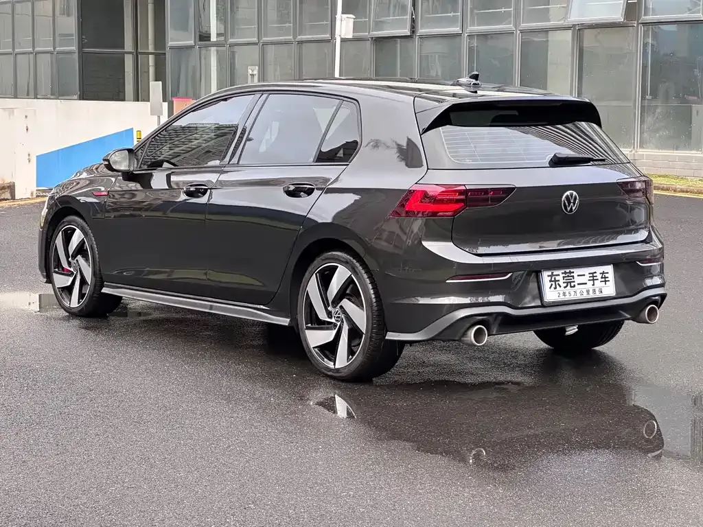 Volkswagen Golf GTI — фото 4