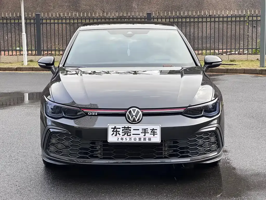 Volkswagen Golf GTI — фото 5