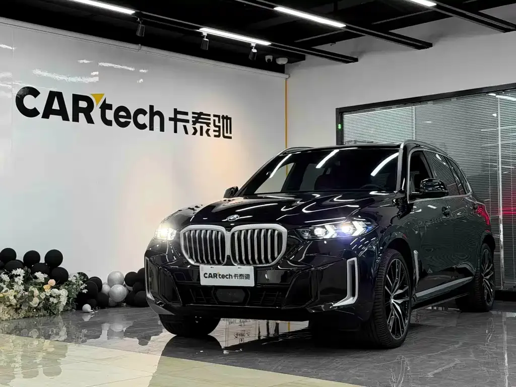 BMW X5 — фото 1