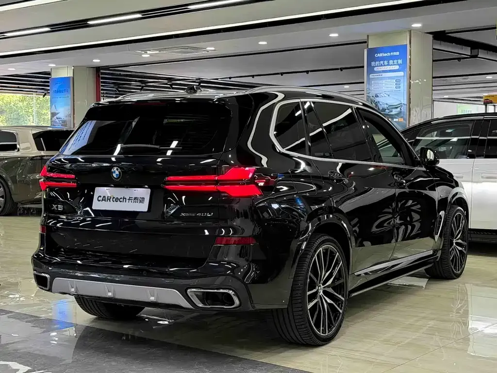 BMW X5 — фото 8