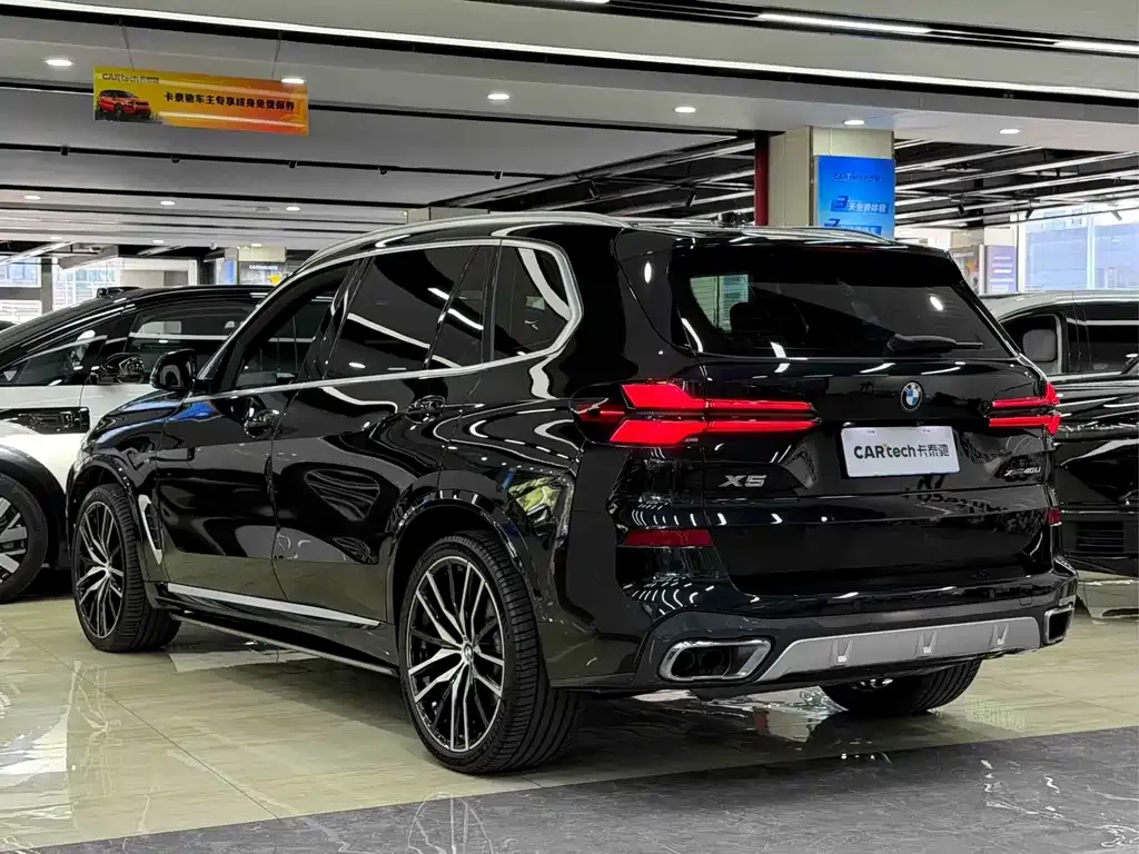 BMW X5 — фото 10