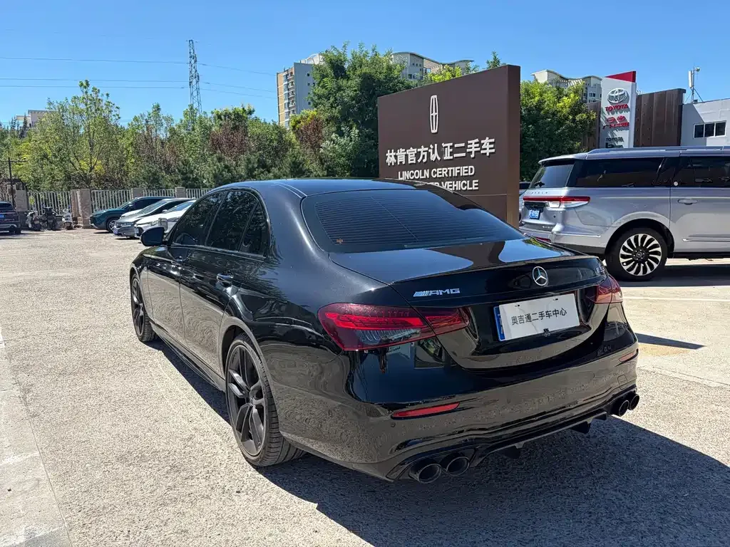 Mercedes-Benz E-Class AMG — фото 10