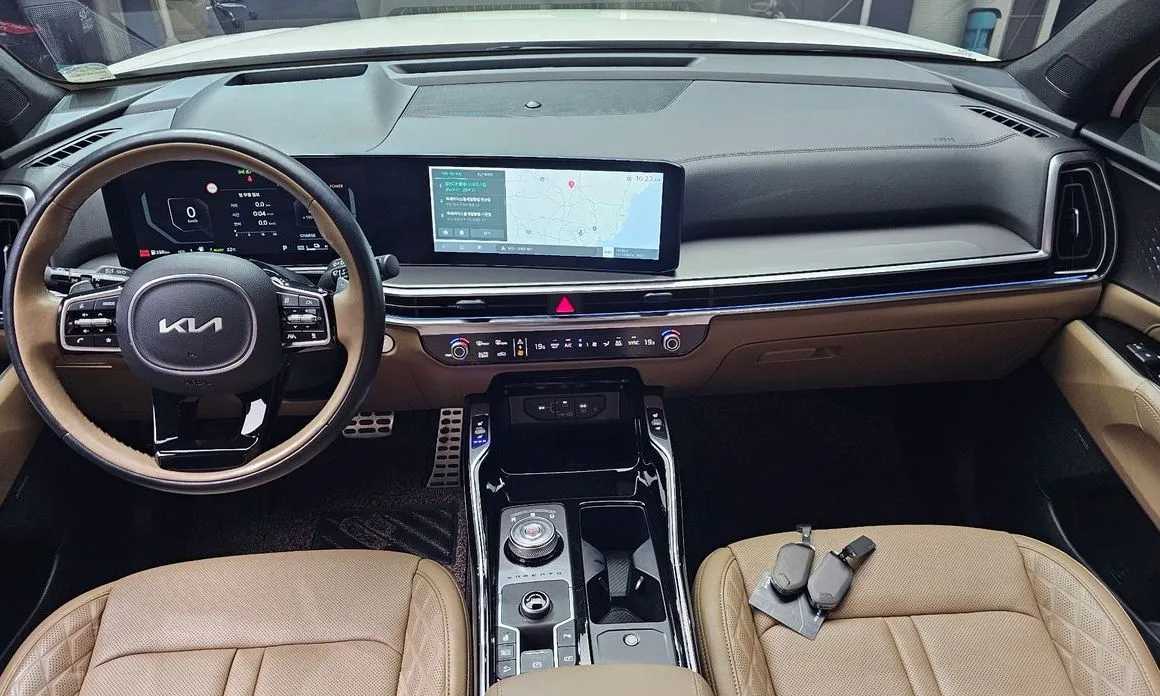 Kia Sorento — фото 10