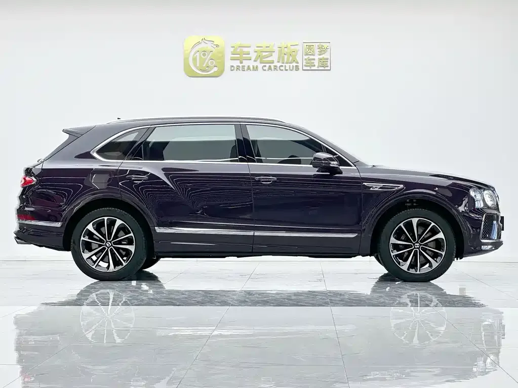 Bentley Bentayga — фото 10