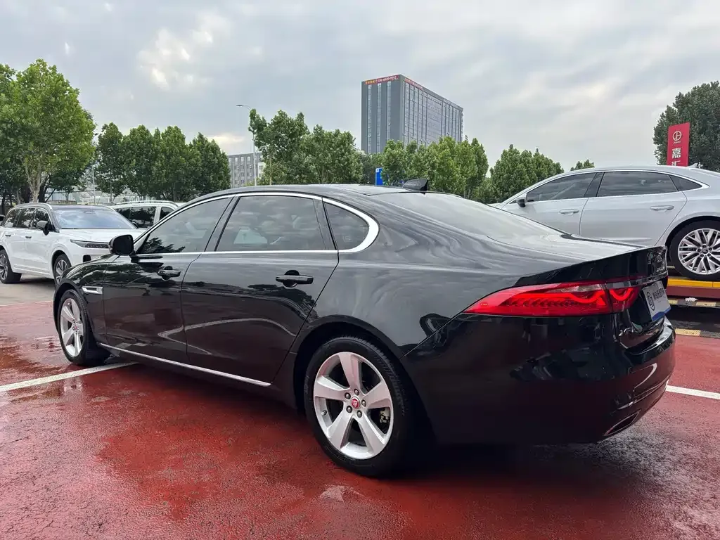 Jaguar XFL — фото 4