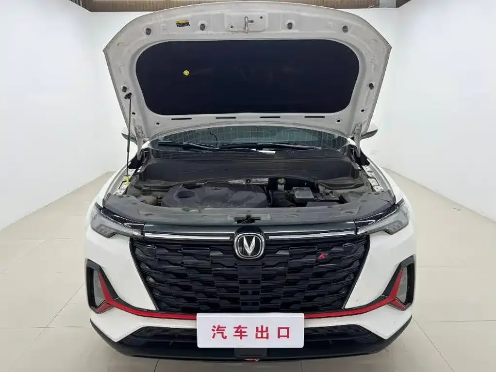 Changan CS35PLUS — фото 3