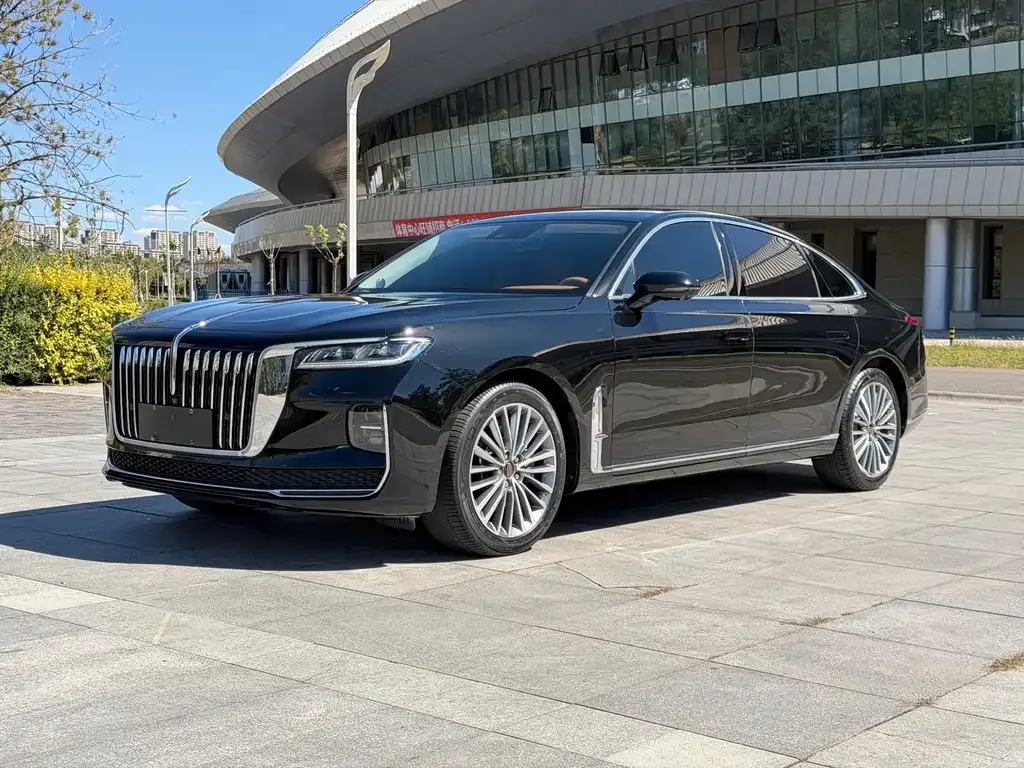 Hongqi H9 — фото 1